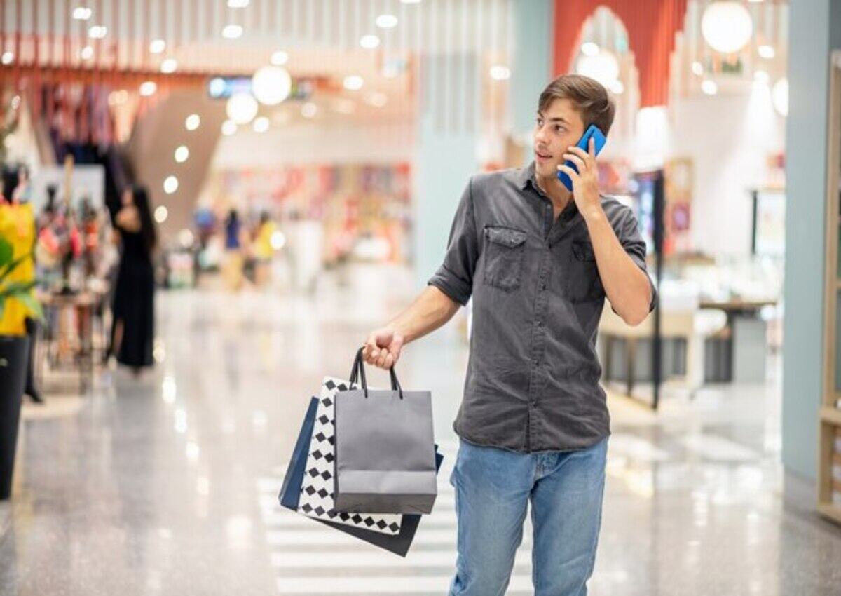 A newly remodeled business establishment attracts shoppers