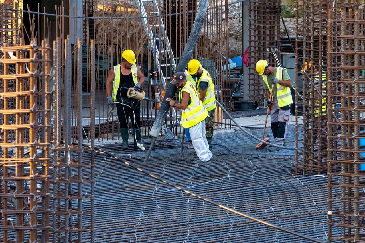 What’s The Difference Between Civil And Commercial Construction? – Van ...